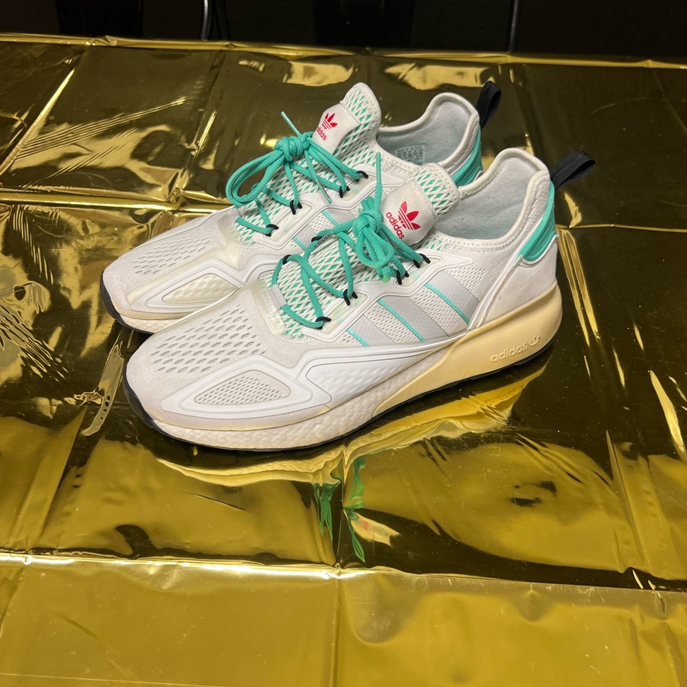 Adidas ZX 2K Boost grey Hi-res green